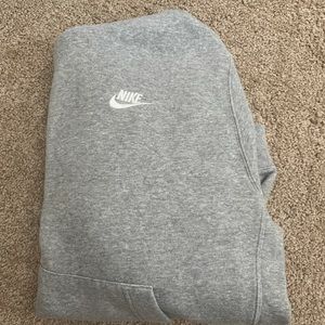 Men’s Nike sweatshirt